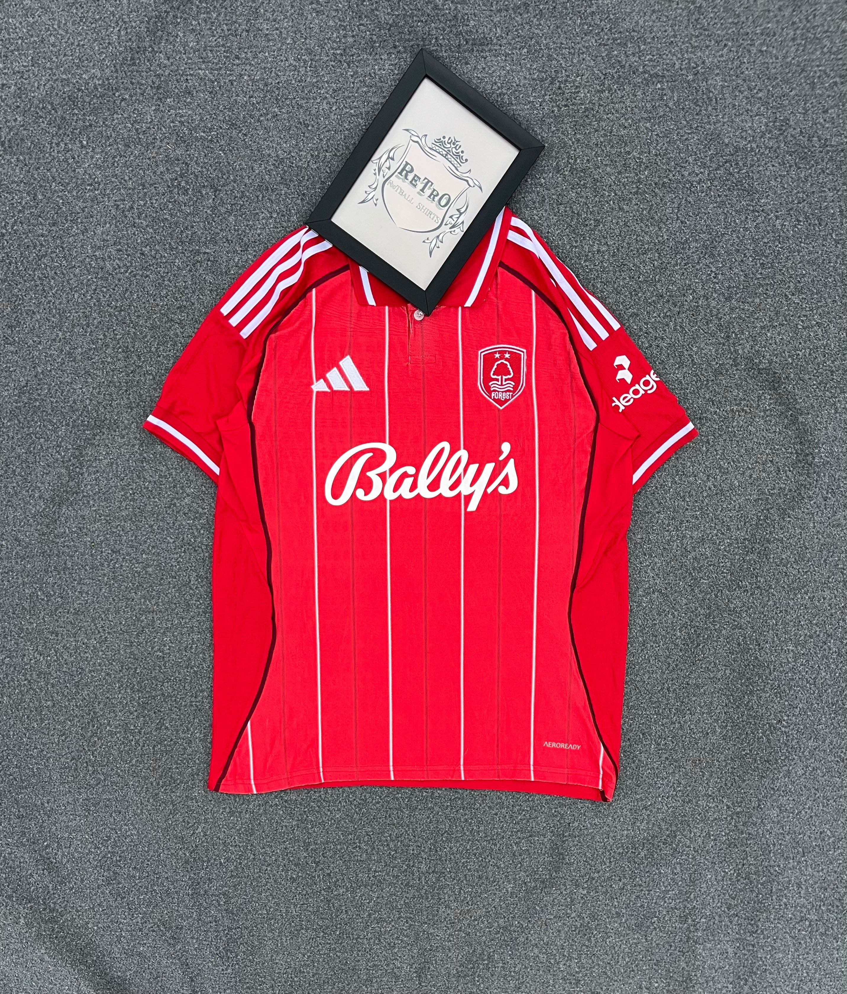 Nottingham Forest 25/26 – Home Kit