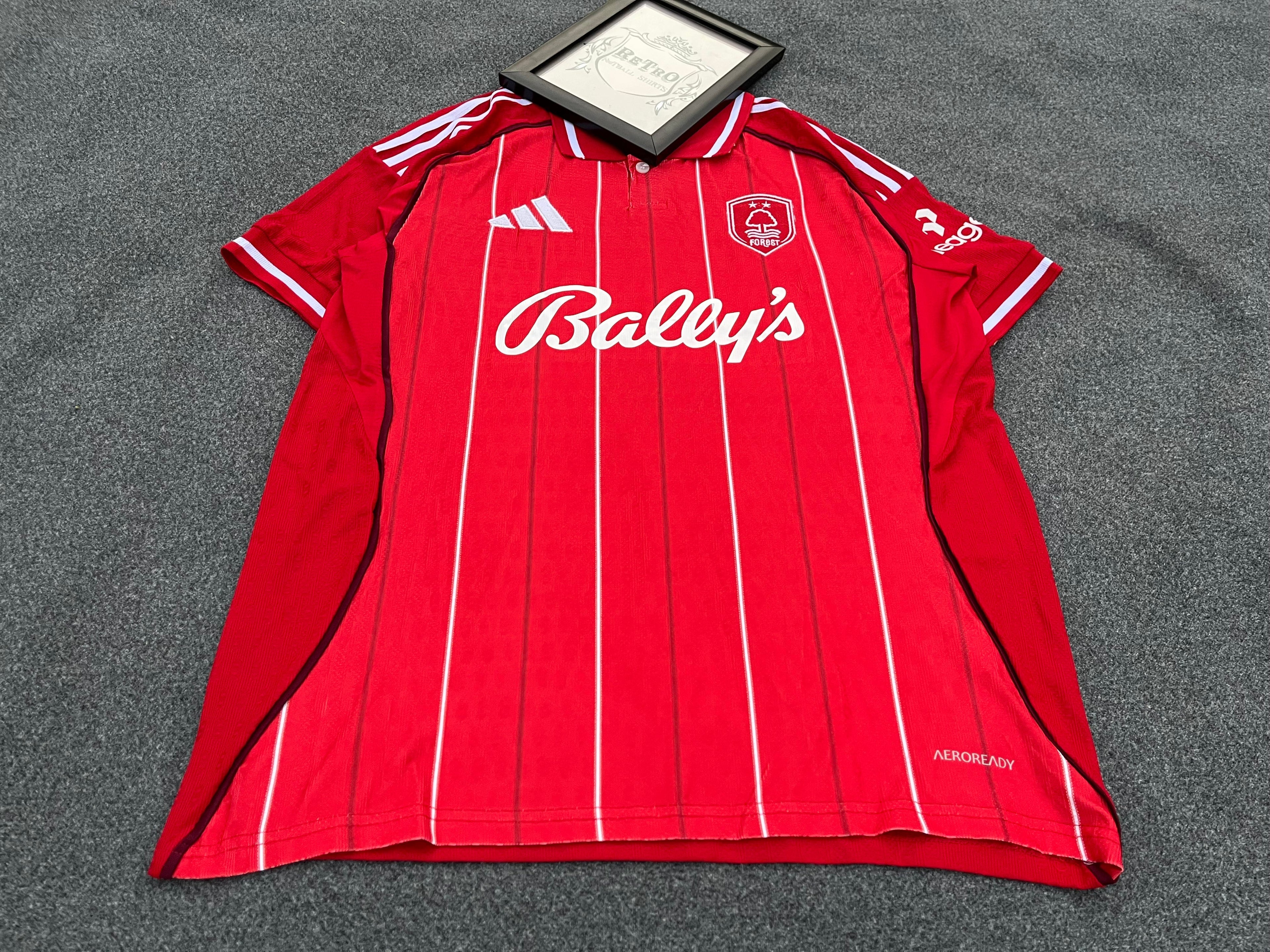 Nottingham Forest 25/26 – Home Kit