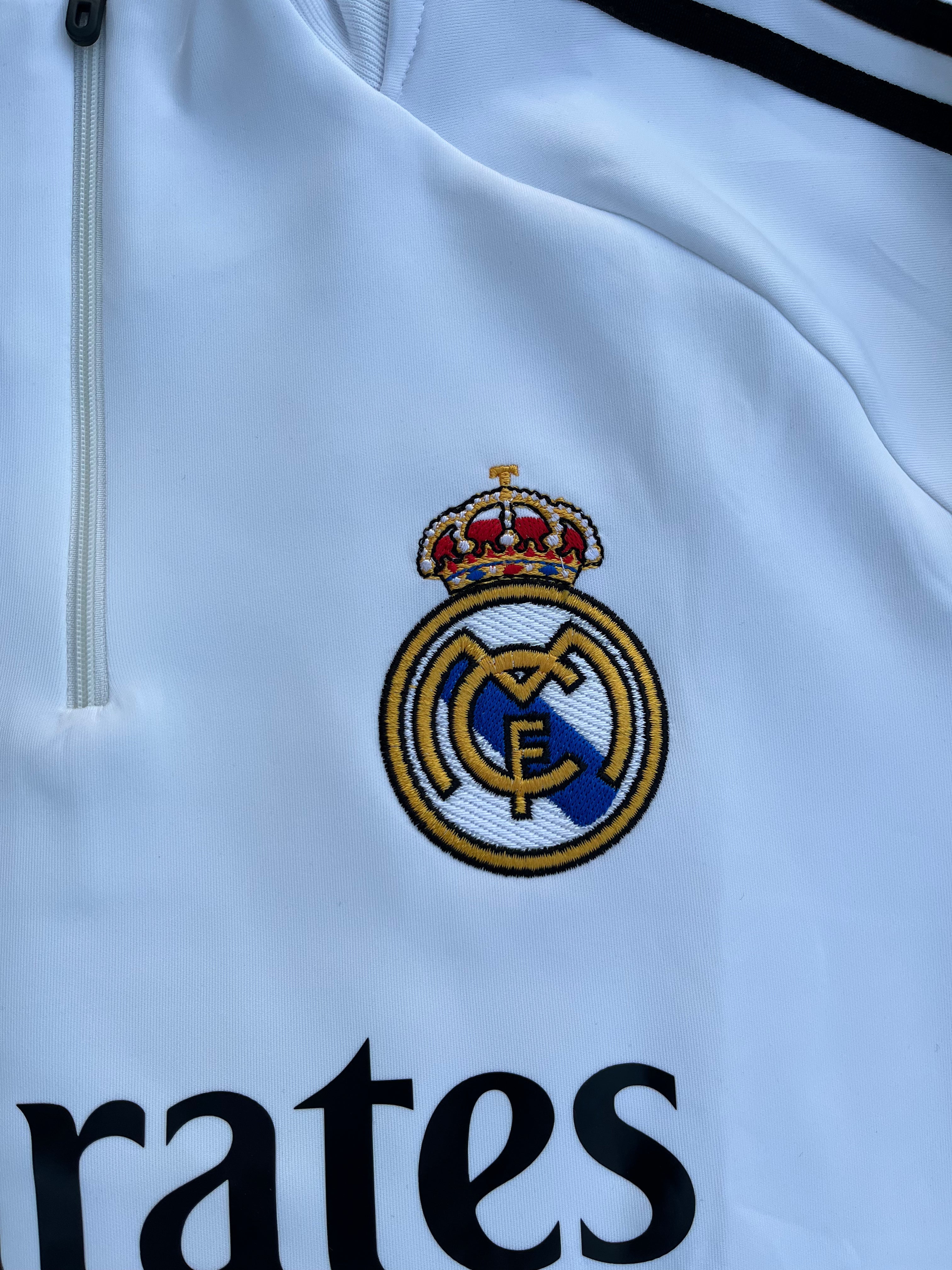 Real Madrid 25/26 – White Tracksuit