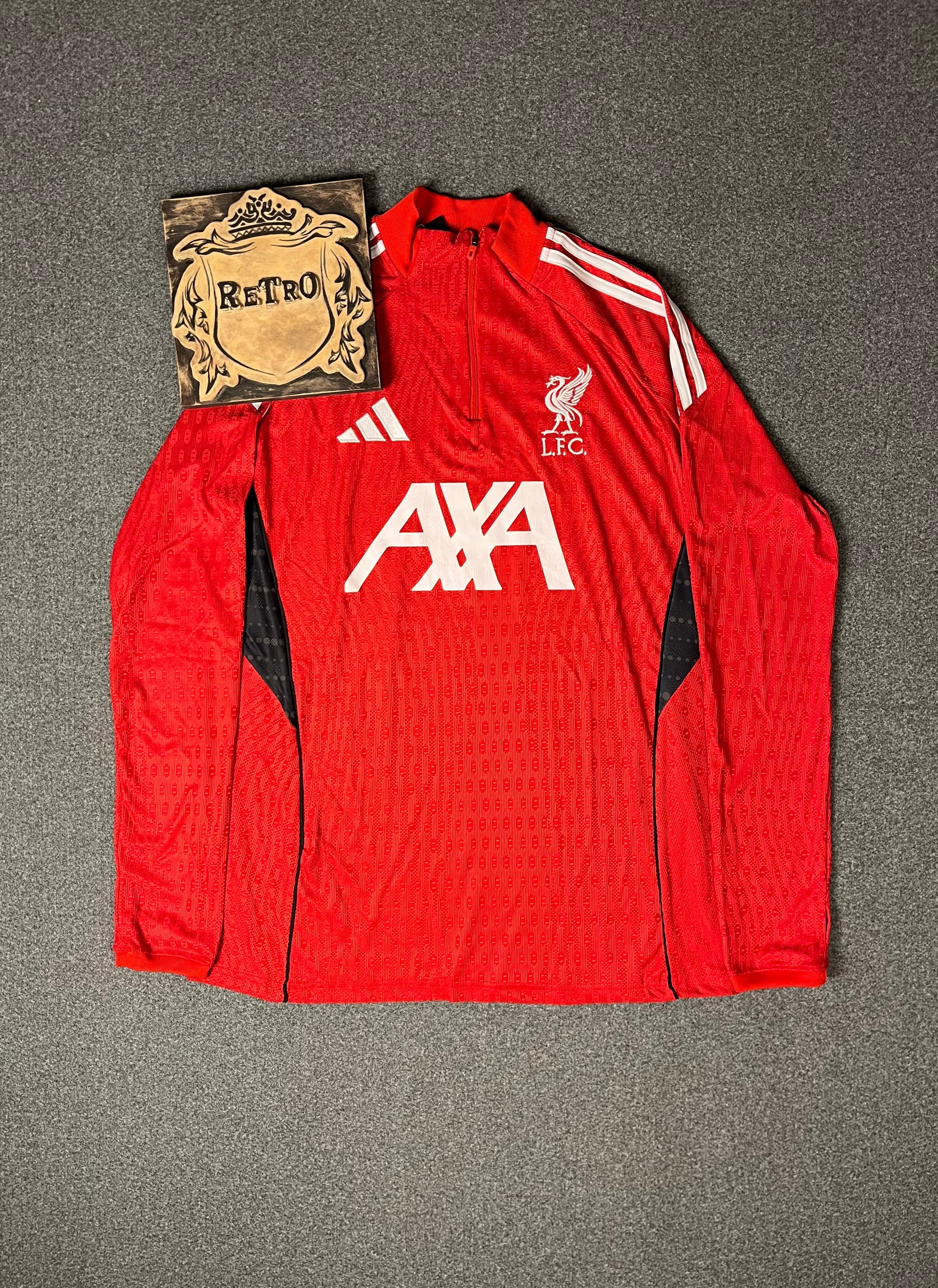 Liverpool 2025/26 – Red Tracksuit