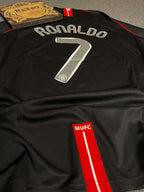 Man United 2008 – Away