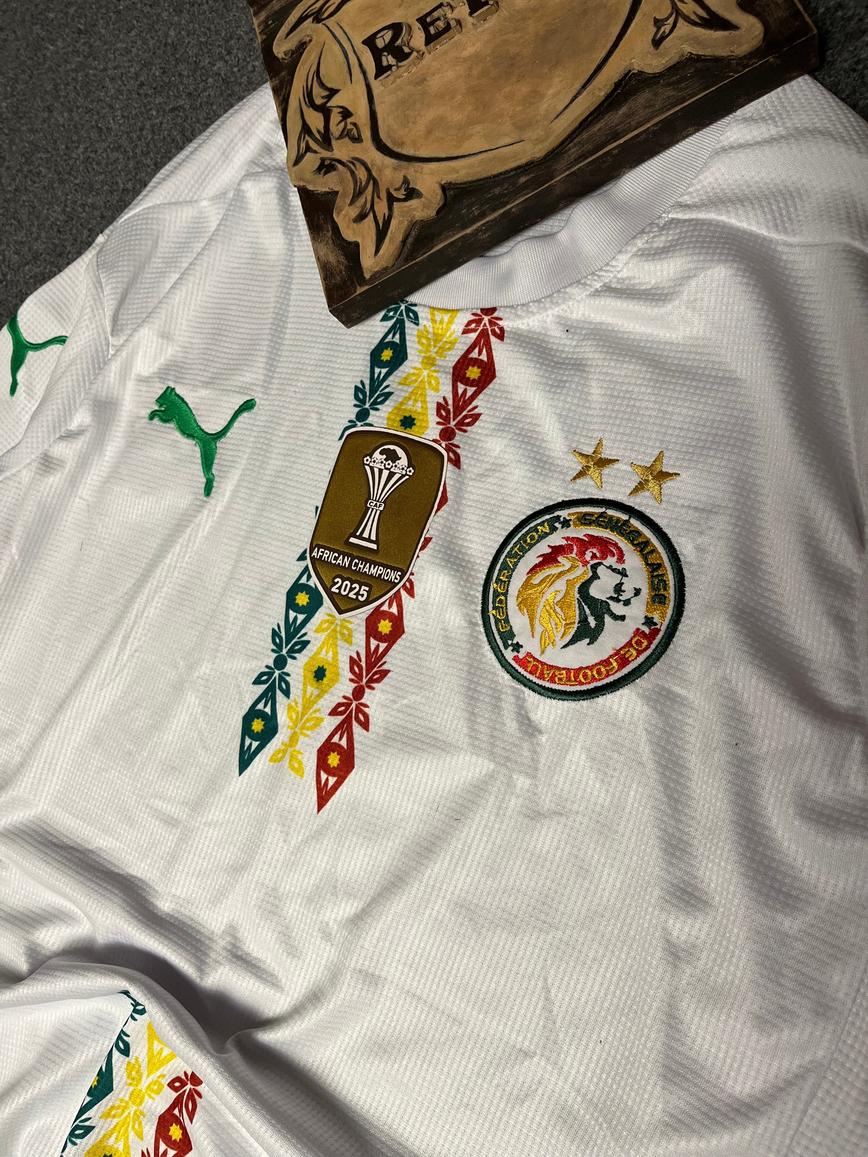 Sengal Away