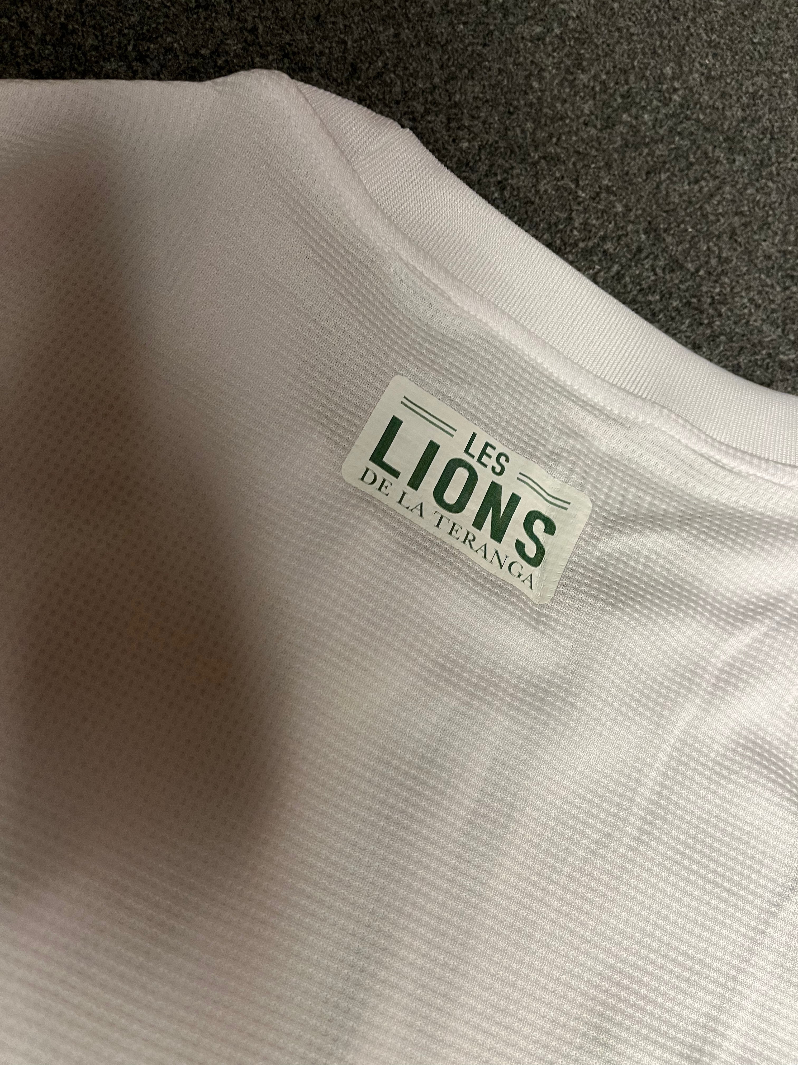 Sengal Away