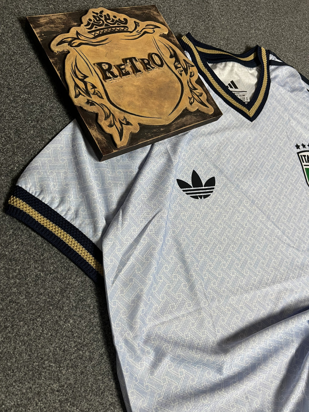 Italy'26 Away