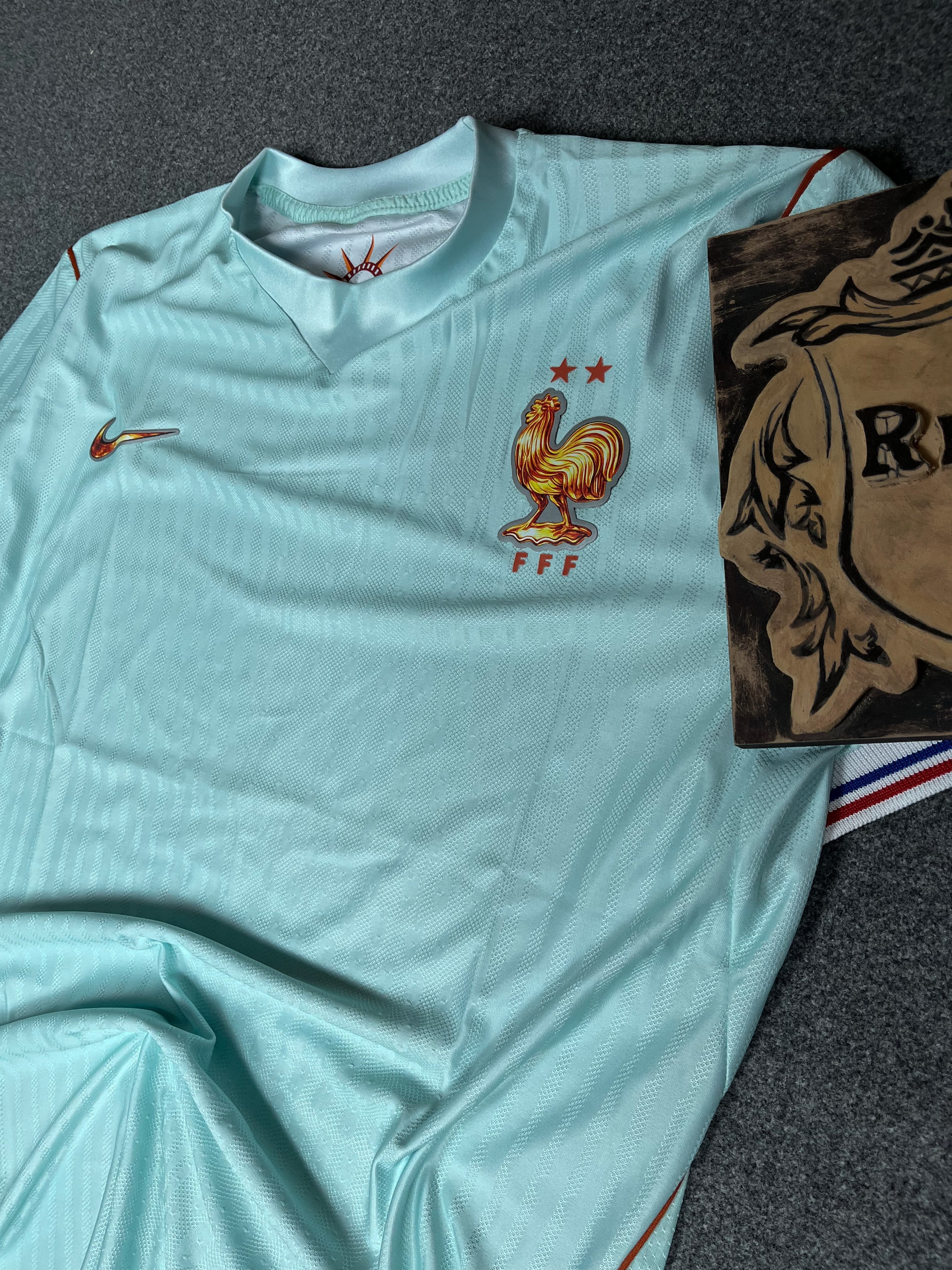 France'26 Away