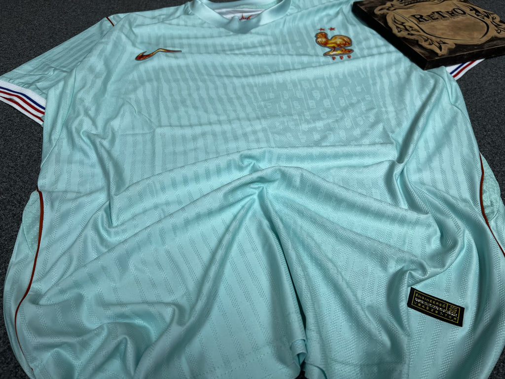 France'26 Away