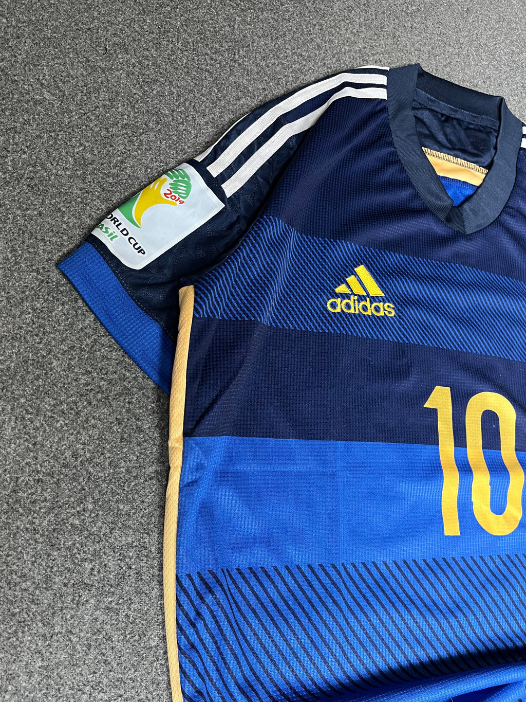 Argentina 2014 Away