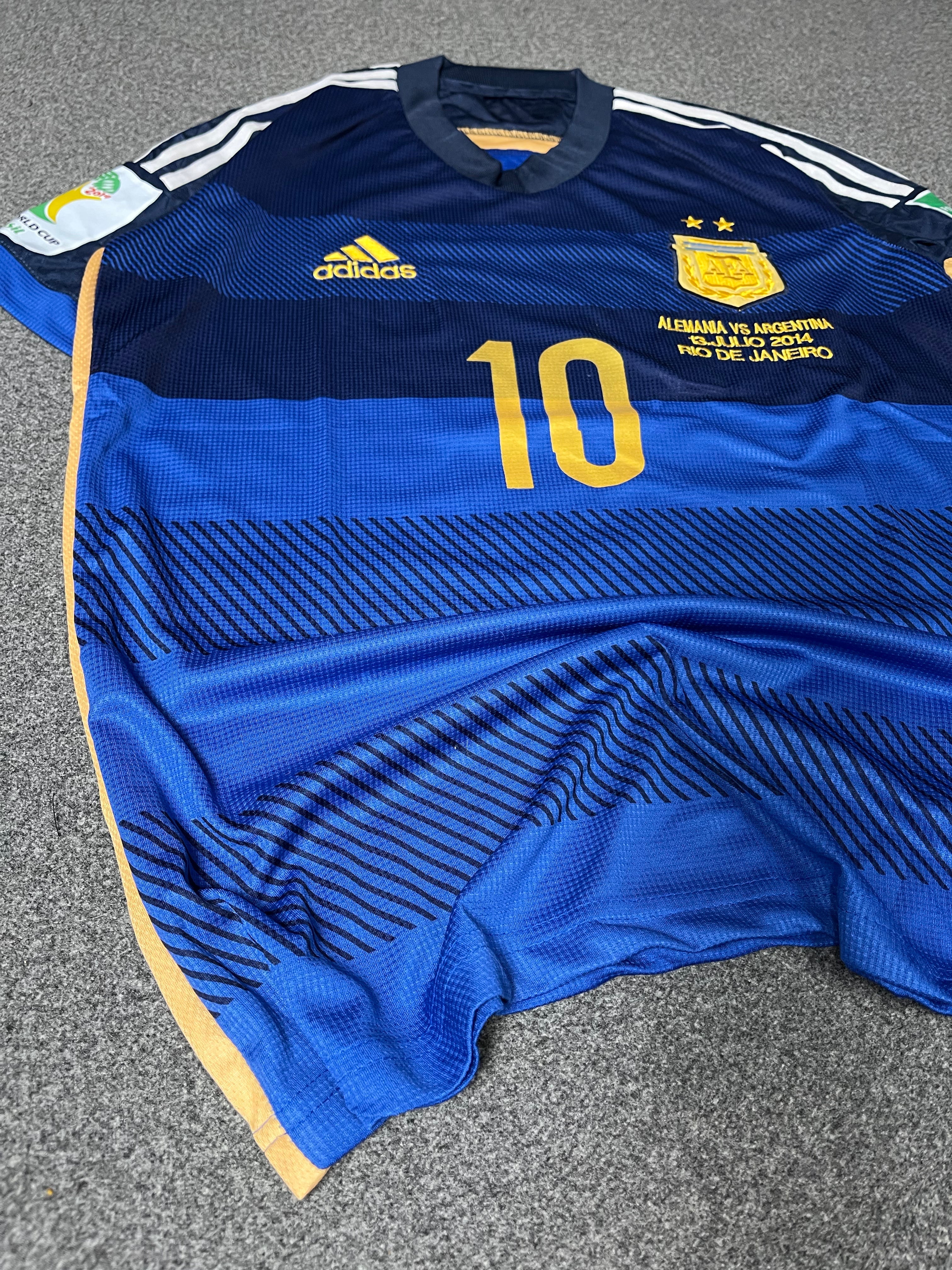 Argentina 2014 Away