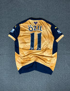 Özil — Arsenal Away 2014/15